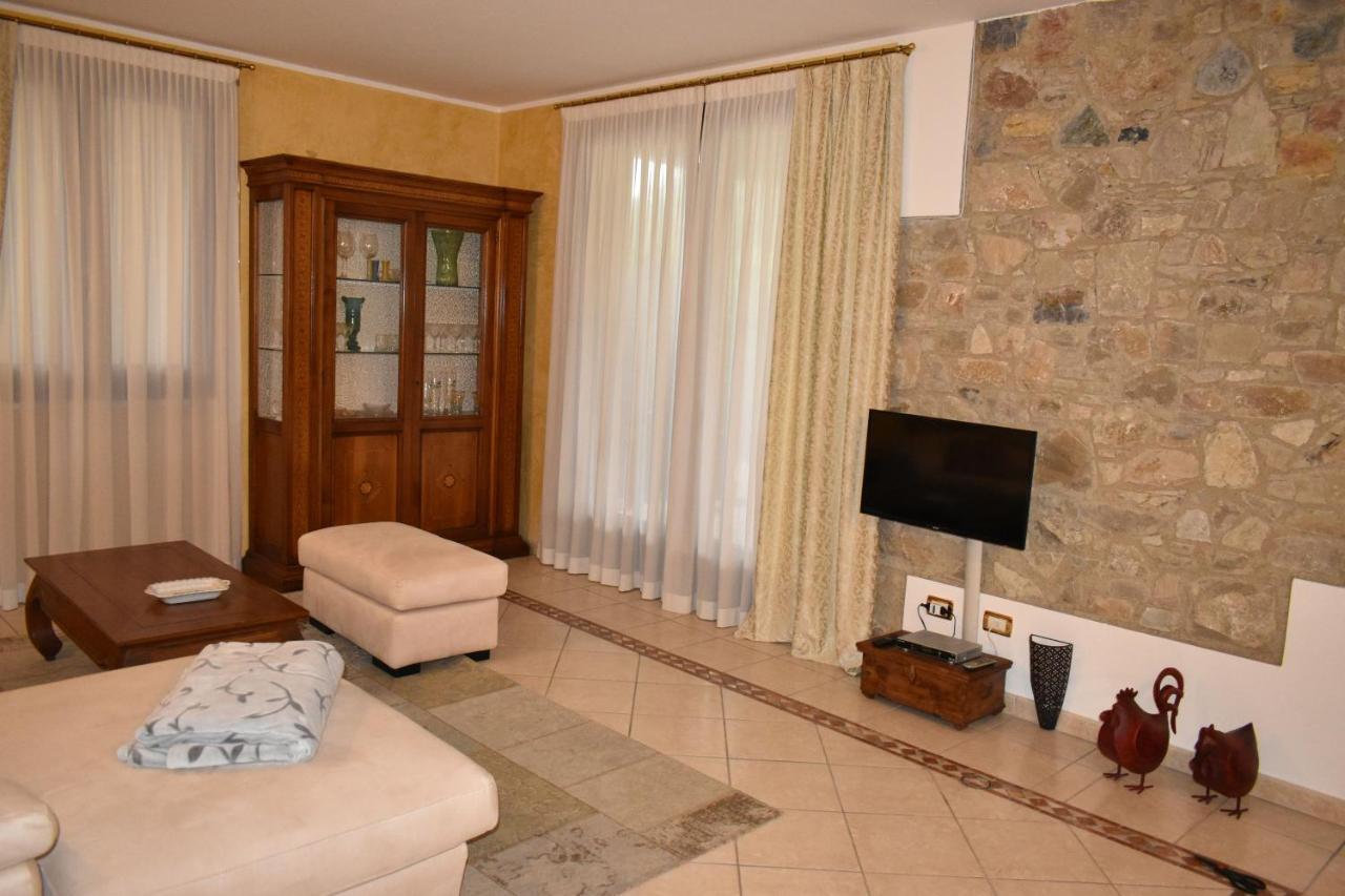 Вилла Casa Ulivo Montinelle Экстерьер фото